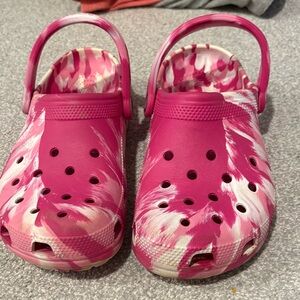 women’s crocs